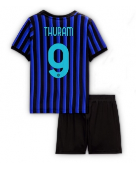 Billige Fotballdrakt Inter Milan Marcus Thuram #9 Replika Hjemmedraktsett Barn 2025-26 Kortermet (med bukser)